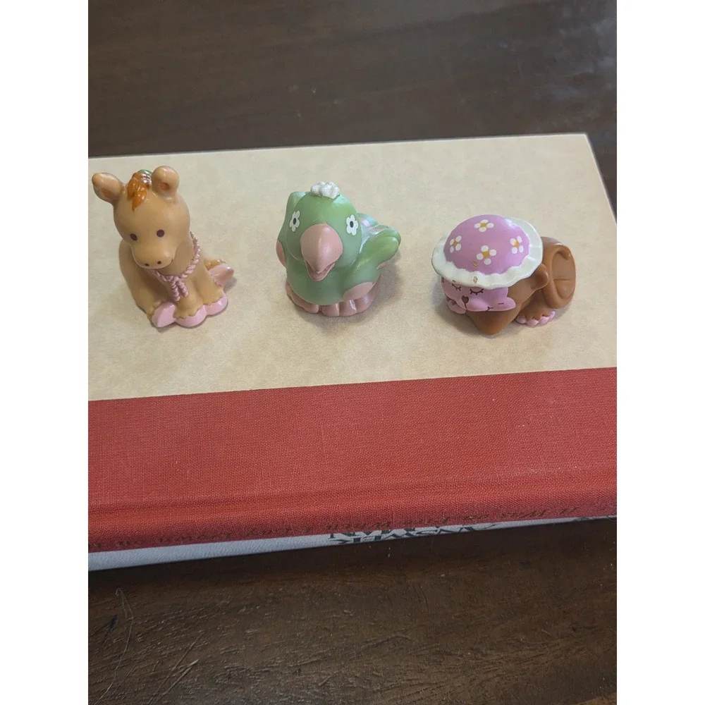 Vintage Strawberry Shortcake Pets, Lot Of 3, Burrito Donkey, Parfiet Parrot,monk